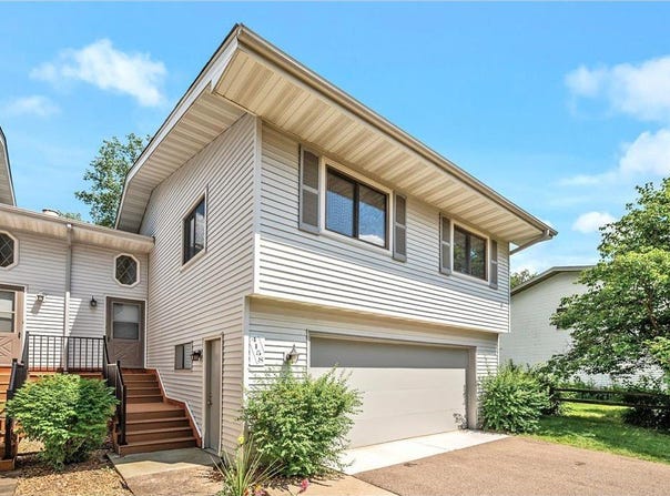 4158 Shirlee Lane S, Shoreview, MN 55126