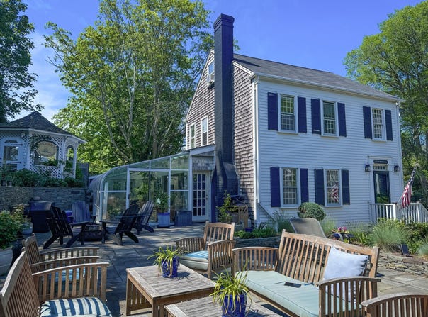 33 Pleasant Street, Nantucket, MA 02554