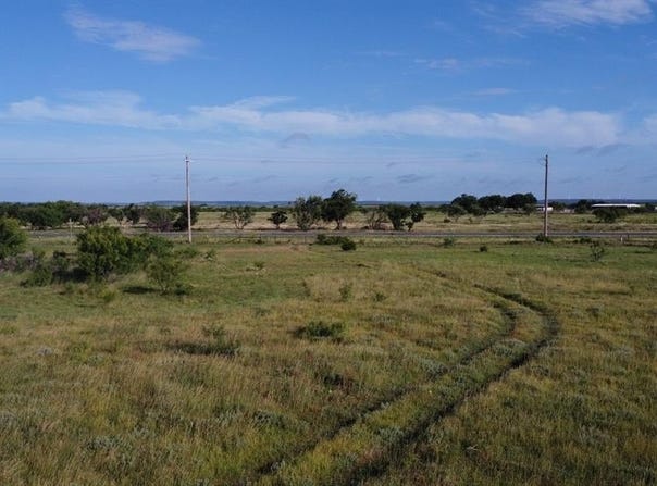 8623 Us-83, Ovalo, TX 79567