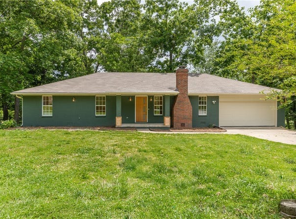 9766 Buckskin Circle, Rogers, AR 72758