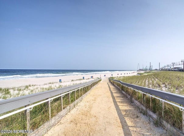 211 Sampson Avenue, Seaside Heights, NJ 08751