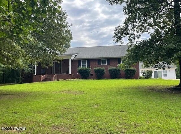 325 Stonecreek Drive, Paris, TN 38242