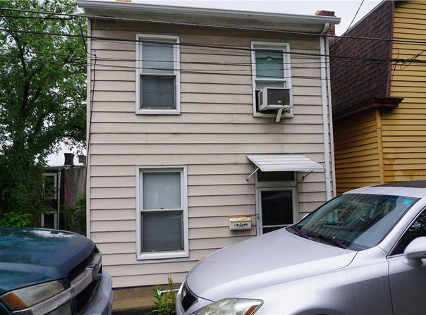 2706 California Avenue, Marshall Shadeland, PA 15212