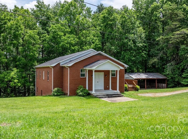 1844 Bellcroft Lane, Lenoir, NC 28645
