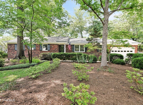 3322 Bragg Drive, Wilmington, NC 28409