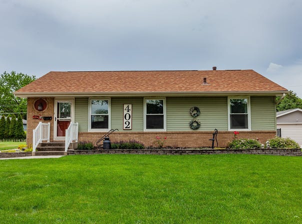 402 NE Crestmoor Place, Ankeny, IA 50021