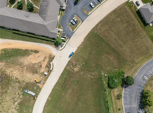 541 Legacy Drive, Waterloo, IL 62298