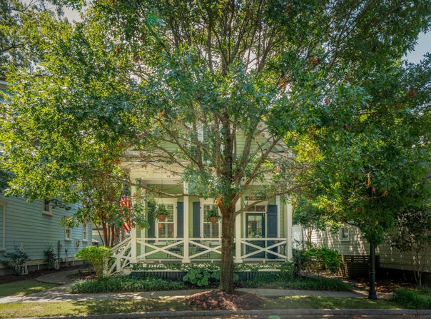 1661 Ware Bottom Lane, Mount Pleasant, SC 29464
