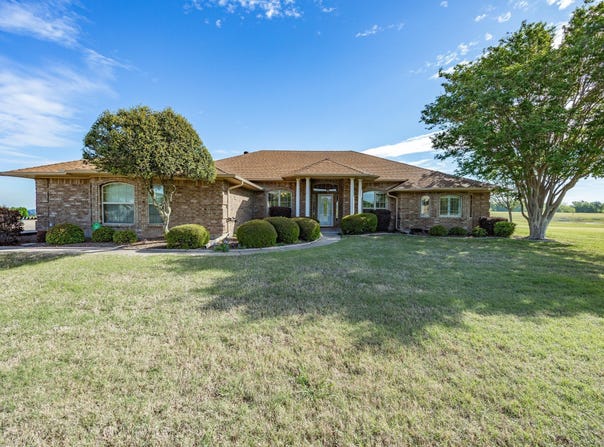 6671 Fm 660, Ennis, TX 75119