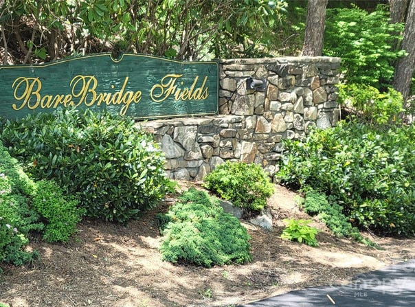 51 Barebridge Fields Road unit: 51, Burnsville, NC 2874