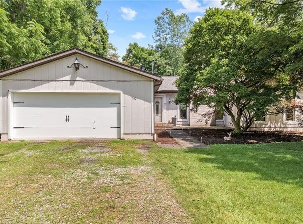 7140 Hunter Drive, Chippewa Lake, OH 44215