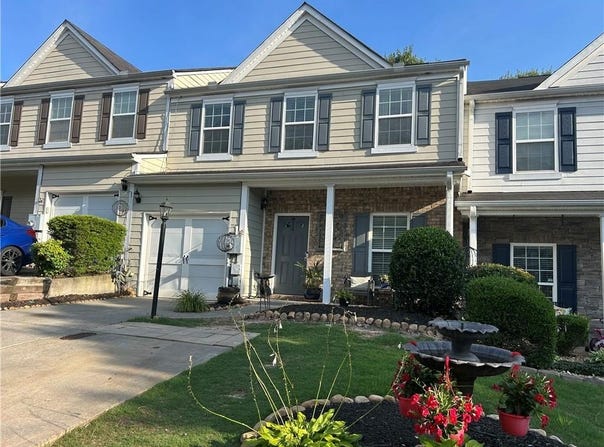 127 Spring Way Square, Canton, GA 30114