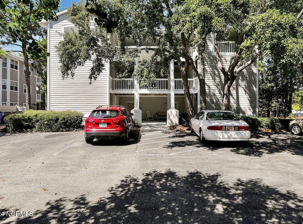 3030 Marsh Winds Circle, Southport, NC 28461