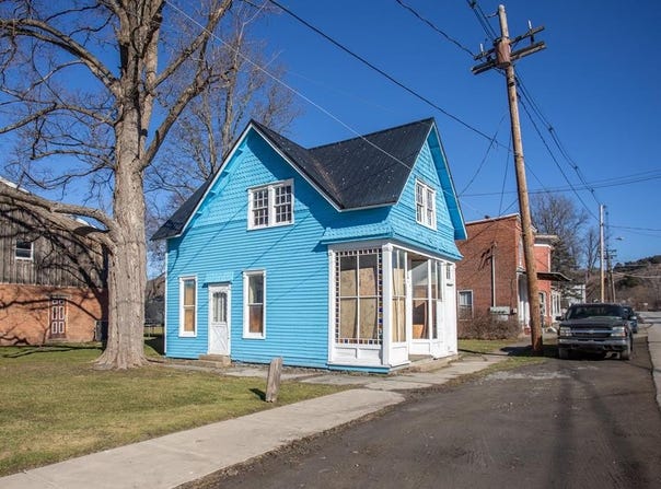11 EAST HILL ROAD, Covington, PA 16917
