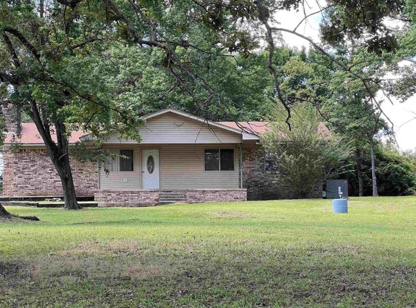 1457 Mt View Road, Glenwood, AR 71943