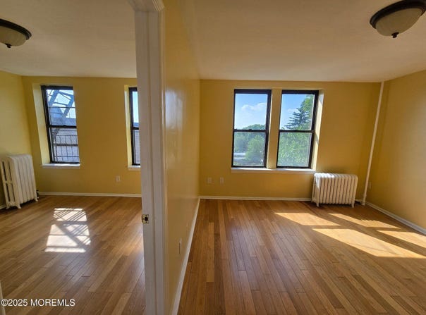 2271 John F Kennedy Boulevard, Jersey City, NJ 07304