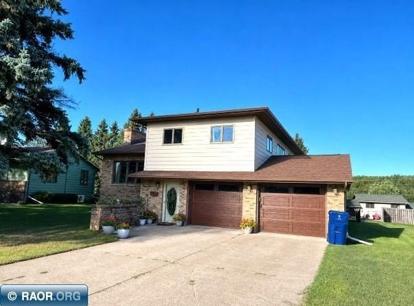 3430 Outer Drive, Hibbing, MN 55746