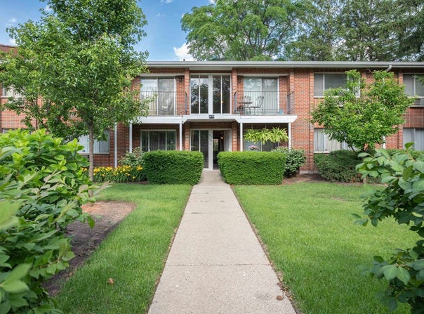 1150 OSTERMAN Avenue, Deerfield, IL 60015