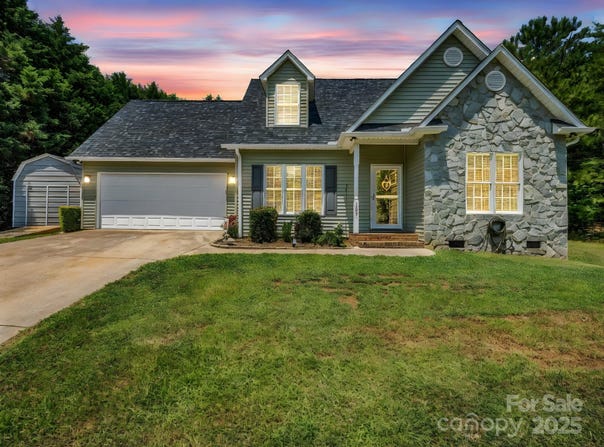 189 Meadow Crossing Drive, Rutherfordton, NC 28139
