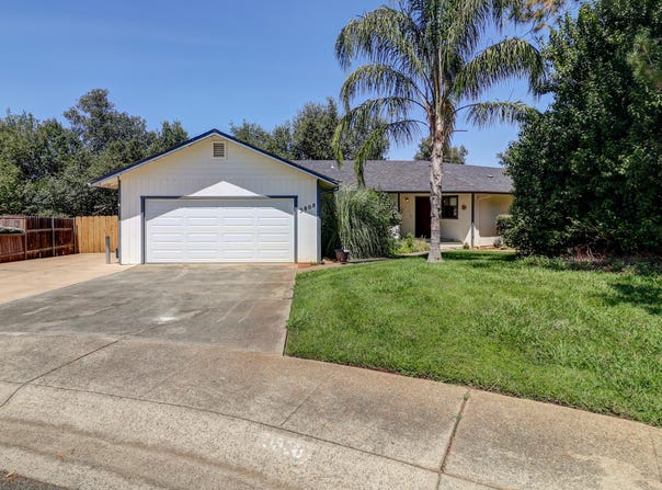 3808 Bluffside Court, Redding, CA 96002