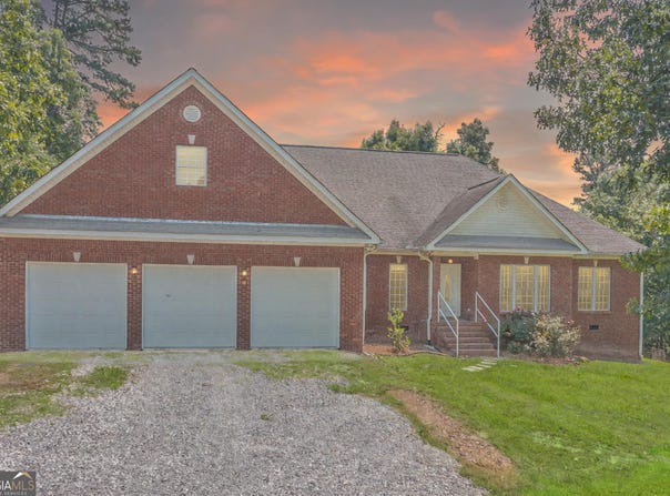 1103 Monroe Green, Trion, GA 30753