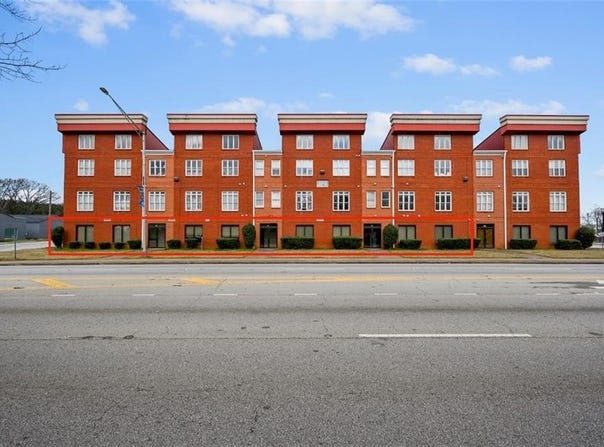 2465 Main Street, East Point, GA 30344