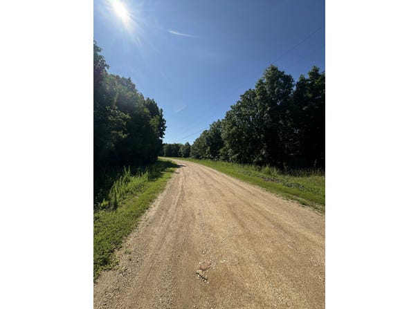 122 Post Oak Road, Tunas, MO 65764