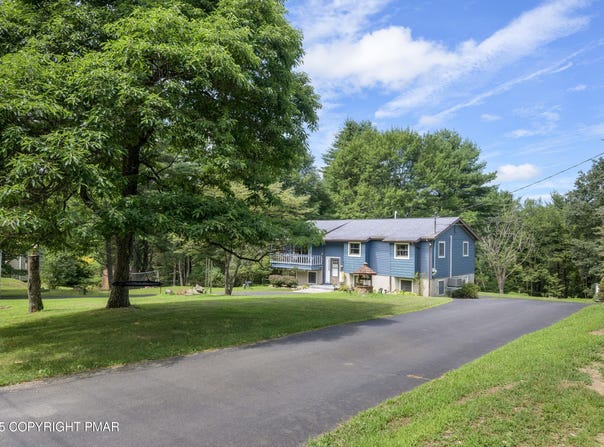 1519 Ridge Drive, Stroudsburg, PA 18360