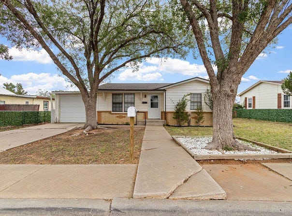 1006 NW 1st Pl, Andrews, TX 79714