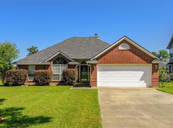3833 Lakeside Drive, Shreveport, LA 71119