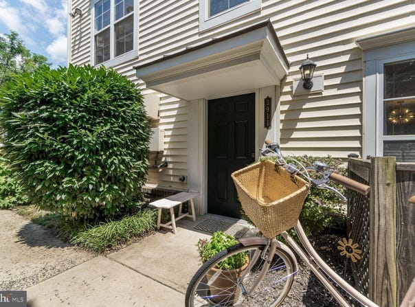3911 OLD DOMINION BOULEVARD, ALEXANDRIA, VA 22305