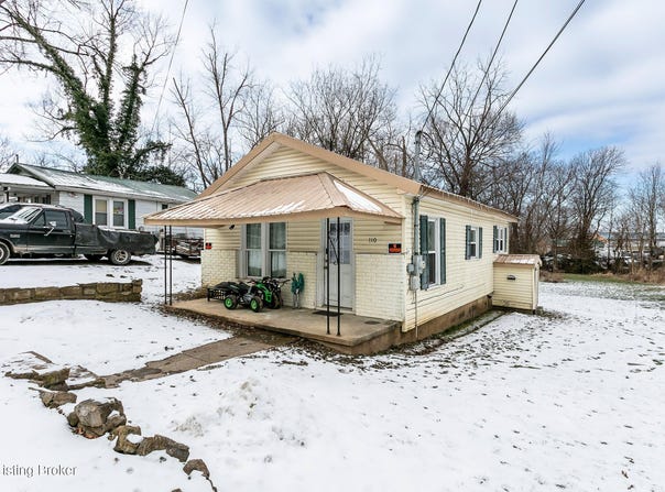 112 W Walnut St, Campbellsville, KY 42718