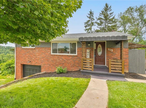 115 Woodhall Dr, Baldwin Boro, PA 15236