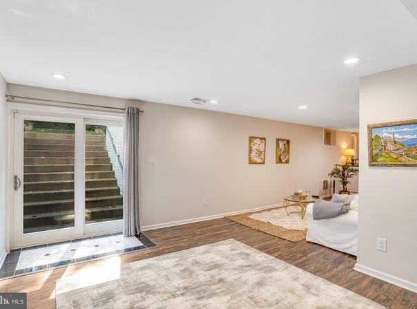 21320 TRASKWOOD COURT, STERLING, VA 20165