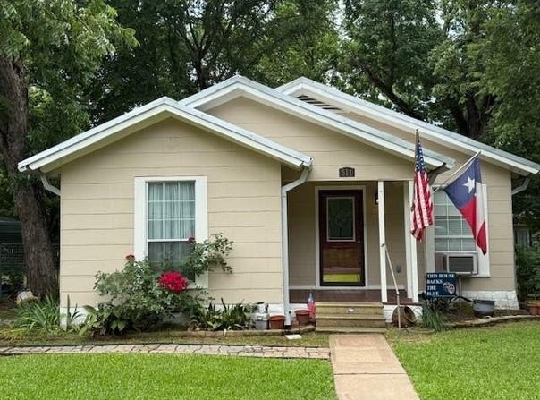 511 W Bonham Avenue, Cooper, TX 75432