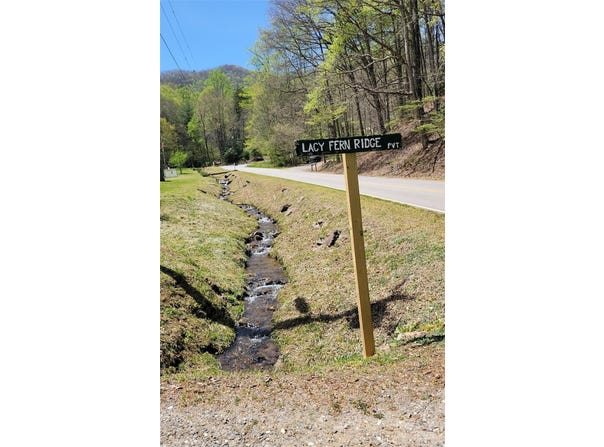 27 Lacy Fern Ridge, Sylva, NC 28779
