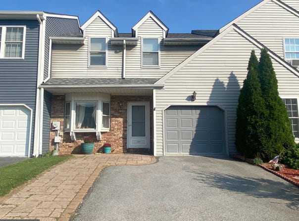 107 BROOKFIELD Drive, MACUNGIE, PA 18062