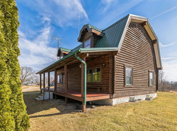 8888 Churchill Road, Jackson, MI 49201