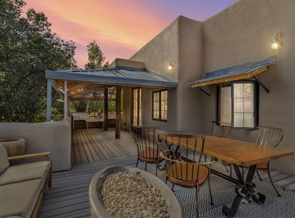 213 Lund Street, Taos, NM 87571