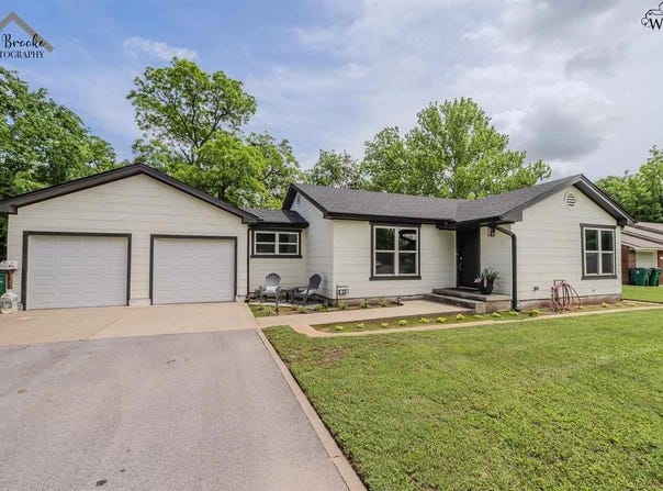 124 ROSE STREET, Burkburnett, TX 76354