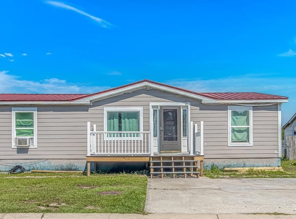 8374 Cherrywood Dr., Myrtle Beach, SC 29588