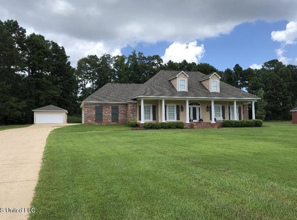 207 Wisteria Court, Flowood, MS 39232