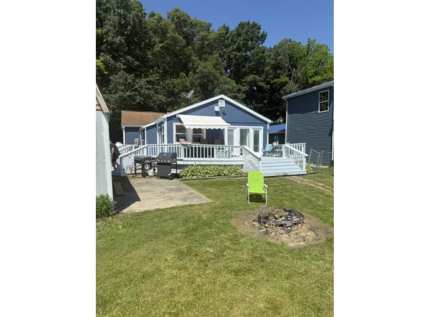 9500 Humphrey Road, Reading, MI 49274