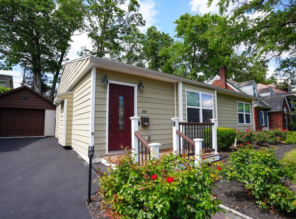 569 Lafayette Avenue, Palmerton, PA 18071