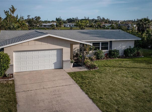 512 SHAMROCK BLVD, VENICE, FL 34293