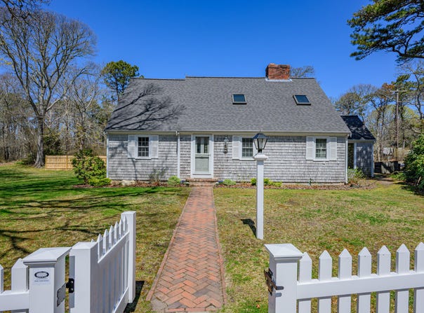 10 Park Lane, Brewster, MA 02631