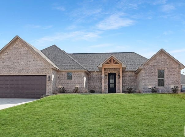 1043 Brown Dr., Texarkana, TX 75501