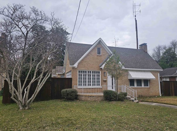 959 N Marshall St, Henderson, TX 75652