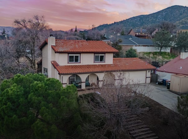 21304 Carriage Drive, Tehachapi, CA 93561