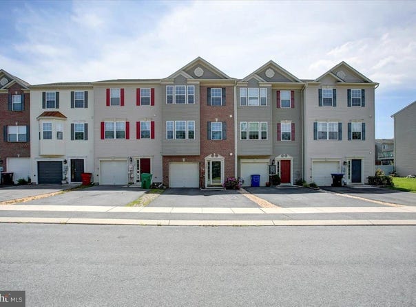 3385 CORNERSTONE COURT, CHAMBERSBURG, PA 17201